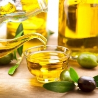 Dầu oliu là gì? Công dụng và cách sử dụng dầu oliu