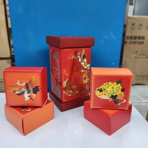 Set 05 bộ túi hộp TT 4 bánh 150-250g Nguyệt Đăng 2023