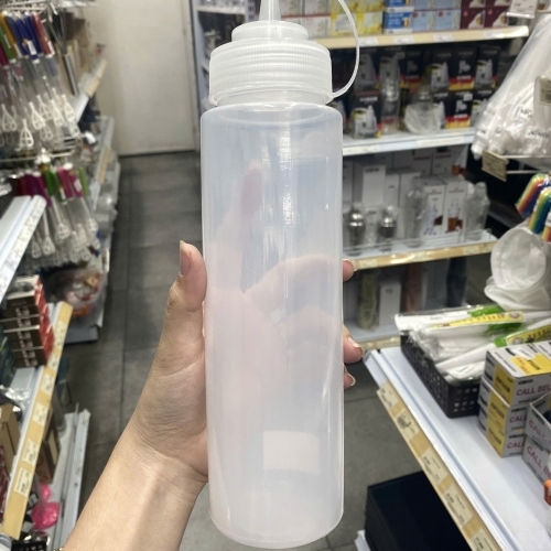 Chai nhựa đựng xốt đầu nhọn số 2 500ml