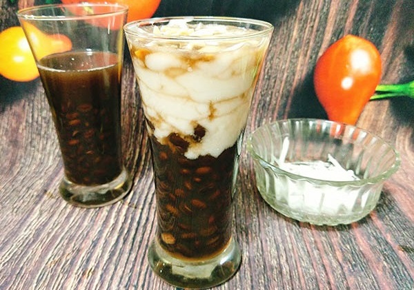 Chè đậu đen bổ mát thơm ngon