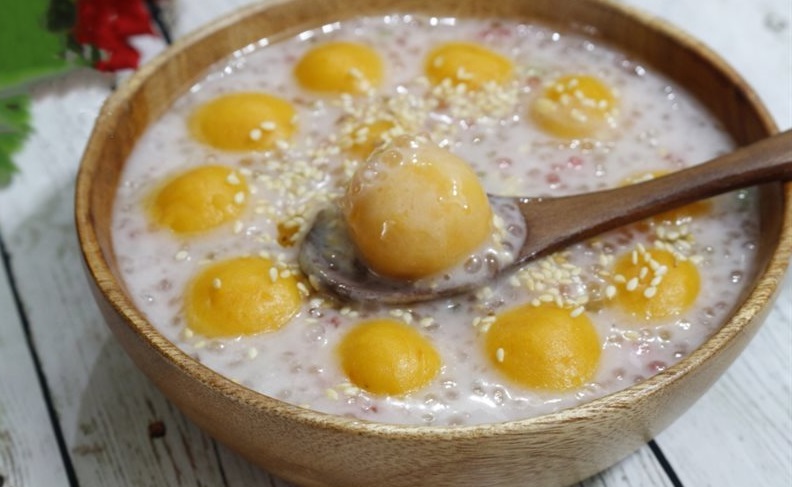 Chè khoai dẻo bột báng